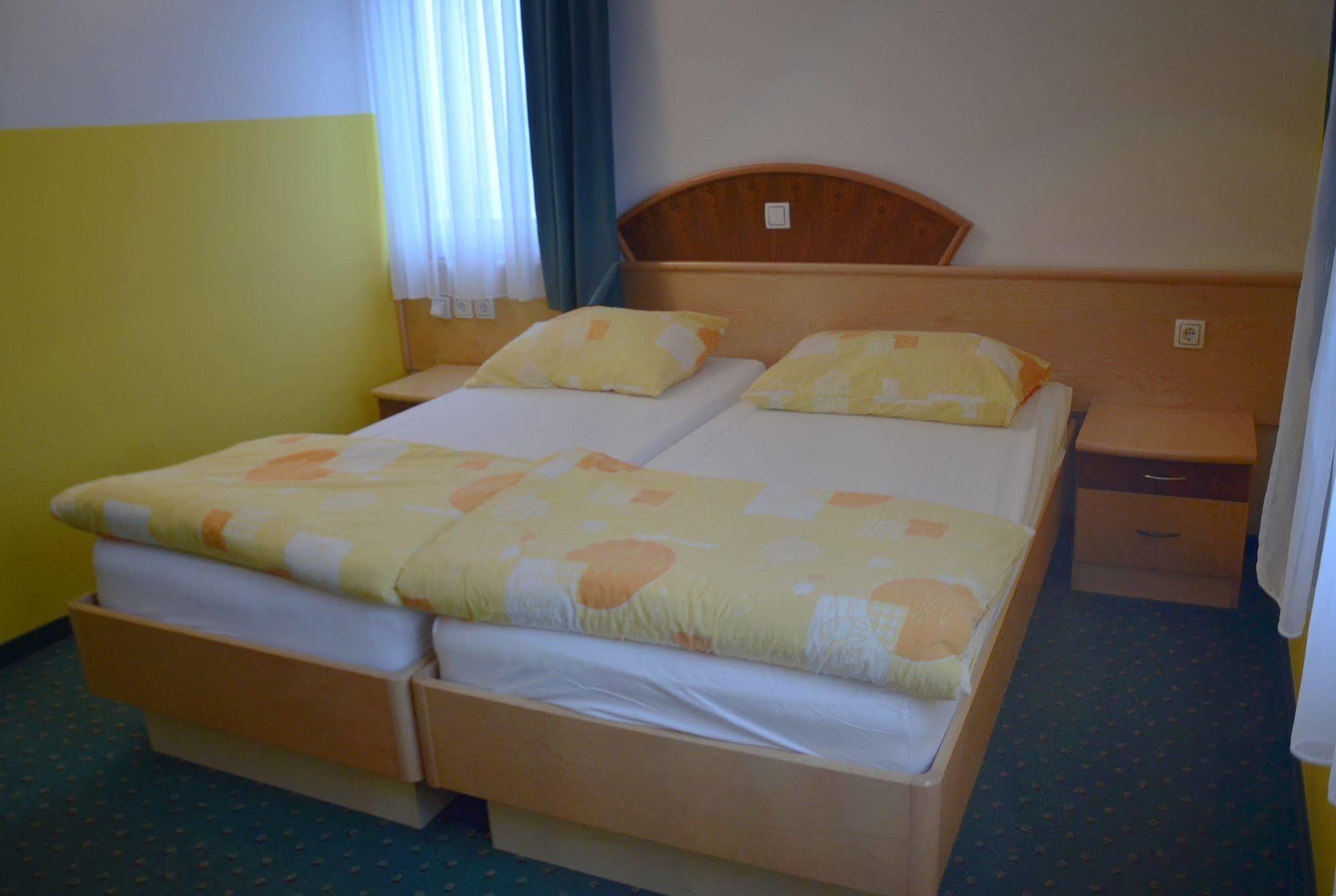 Garni Hotel Zvon Zreče Zewnętrze zdjęcie